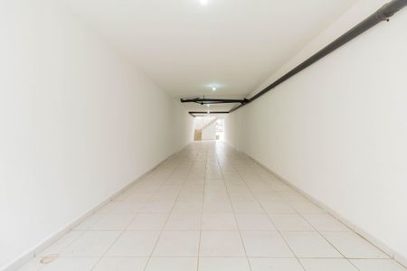 Casa à venda com 200m², 3 quartos e 4 vagas Casa à venda com 200m², 3 quartos e 4 vagasGaragem