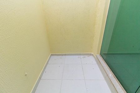 Casa à venda com 200m², 3 quartos e 4 vagas Casa à venda com 200m², 3 quartos e 4 vagasJardim de Inverno