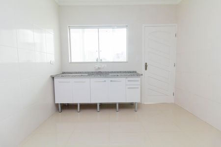 Casa à venda com 200m², 3 quartos e 4 vagas Casa à venda com 200m², 3 quartos e 4 vagasCozinha