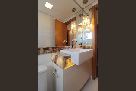 Apartamento à venda com 1427m², 2 quartos e 4 vagasBanheiro Social