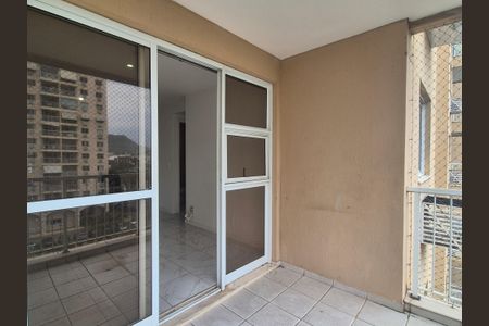 Apartamento para alugar com 66m², 2 quartos e 1 vagaVaranda