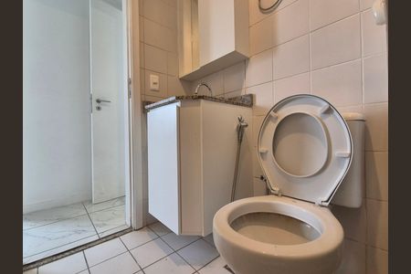 Apartamento para alugar com 66m², 2 quartos e 1 vagaBanheiro da Suíte