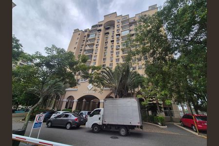 Apartamento para alugar com 66m², 2 quartos e 1 vagaFachada do bloco