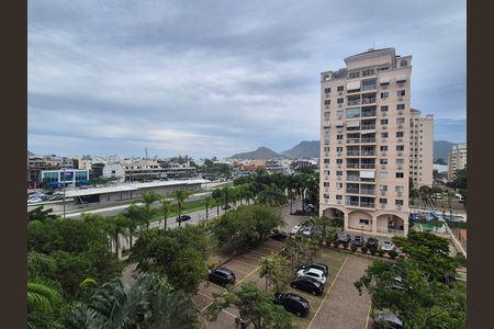 Apartamento para alugar com 66m², 2 quartos e 1 vagaVista da varanda