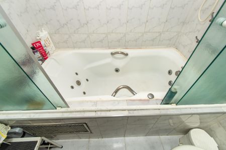 Casa à venda com 540m², 3 quartos e 3 vagasBanheiro da suíte 2