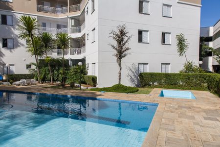 Apartamento à venda com 65m², 2 quartos e 1 vagaÁrea comum - Piscina