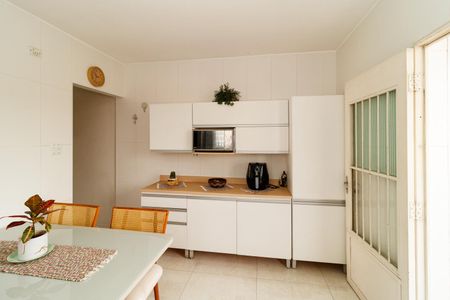 Casa à venda com 140m², 3 quartos e 3 vagasCozinha