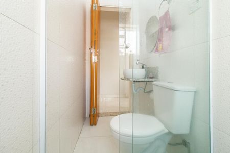 Casa à venda com 140m², 3 quartos e 3 vagasBanheiro 1