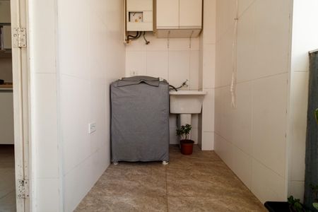 Casa à venda com 140m², 3 quartos e 3 vagasÁrea de Serviço