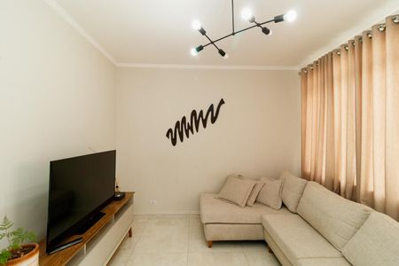 Casa à venda com 140m², 3 quartos e 3 vagasSala