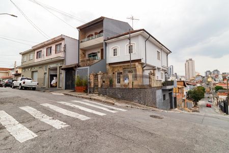 Casa à venda com 140m², 3 quartos e 3 vagasFachada