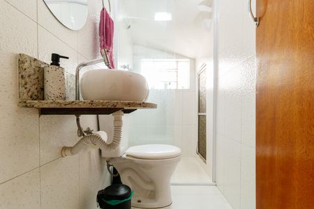 Casa à venda com 140m², 3 quartos e 3 vagasBanheiro 1