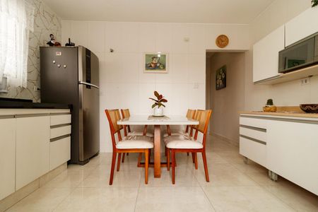 Casa à venda com 140m², 3 quartos e 3 vagasCozinha