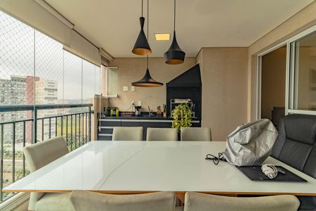 Apartamento à venda com 86m², 2 quartos e 2 vagasVaranda da Sala