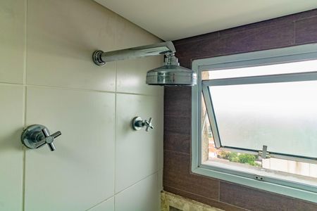 Apartamento à venda com 86m², 2 quartos e 2 vagasBanheiro