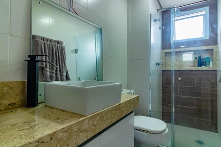 Apartamento à venda com 86m², 2 quartos e 2 vagasBanheiro