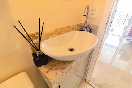 Apartamento à venda com 86m², 2 quartos e 2 vagasLavabo da sala