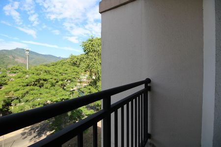 Apartamento à venda com 43m², 2 quartos e sem vagaVaranda