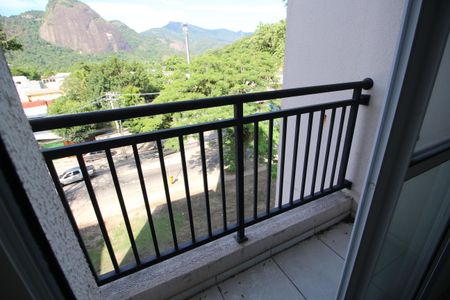 Apartamento à venda com 43m², 2 quartos e sem vagaVaranda