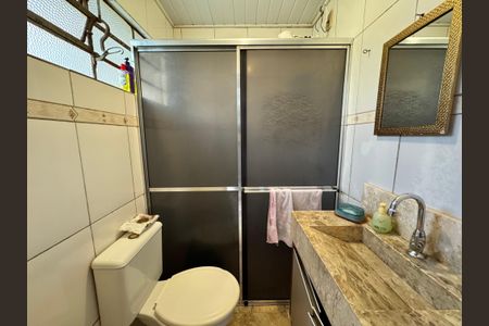 Casa à venda com 90m², 2 quartos e 2 vagas Casa à venda com 90m², 2 quartos e 2 vagasBanheiro de Serviço