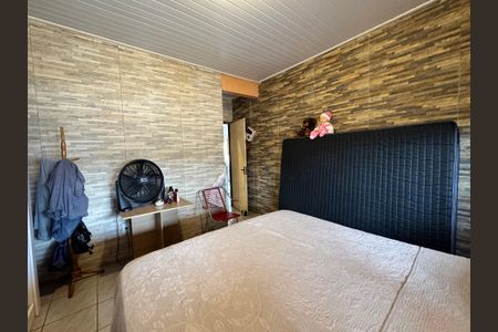 Casa à venda com 90m², 2 quartos e 2 vagas Casa à venda com 90m², 2 quartos e 2 vagasQuarto