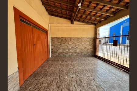 Casa à venda com 90m², 2 quartos e 2 vagas Casa à venda com 90m², 2 quartos e 2 vagasÁrea Externa