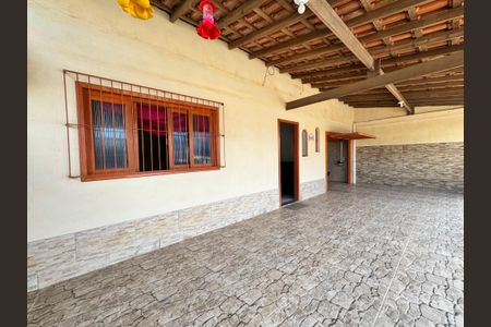 Casa à venda com 90m², 2 quartos e 2 vagas Casa à venda com 90m², 2 quartos e 2 vagasÁrea Externa