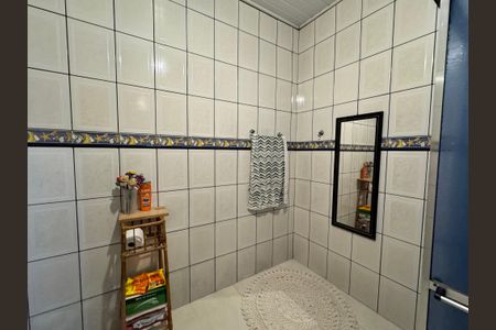 Casa à venda com 90m², 2 quartos e 2 vagas Casa à venda com 90m², 2 quartos e 2 vagasCozinha