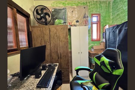 Casa à venda com 90m², 2 quartos e 2 vagas Casa à venda com 90m², 2 quartos e 2 vagasQuarto 2