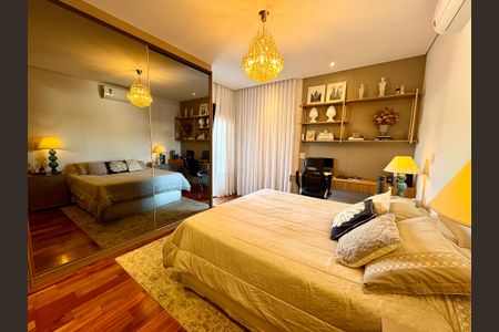 Casa de condomínio à venda com 249m², 3 quartos e sem vagaQuarto 1