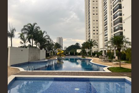 Apartamento à venda com 130m², 3 quartos e 2 vagasÁrea comum - Piscina