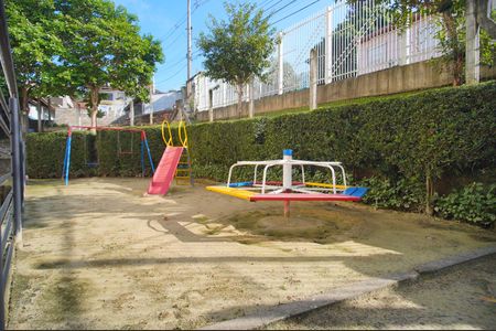 Apartamento para alugar com 60m², 2 quartos e 1 vagaÁrea comum - Playground