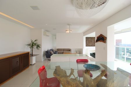 Apartamento à venda com 377m², 3 quartos e 6 vagasSala