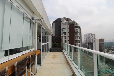 Apartamento à venda com 377m², 3 quartos e 6 vagasTerraço