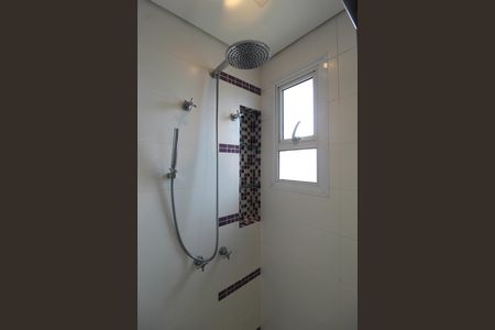 Apartamento à venda com 377m², 3 quartos e 6 vagasBanheiro da Suíte 1