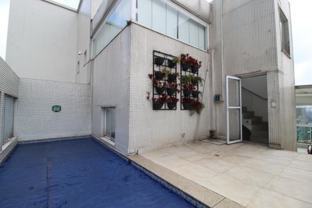 Apartamento à venda com 377m², 3 quartos e 6 vagasTerraço