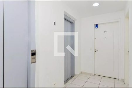 Apartamento à venda com 94m², 2 quartos e 1 vagaHall de entrada