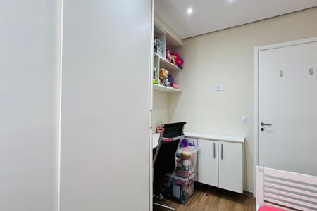 Apartamento à venda com 94m², 2 quartos e 1 vagaQuarto 2