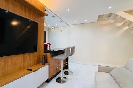 Apartamento à venda com 94m², 2 quartos e 1 vagaSala