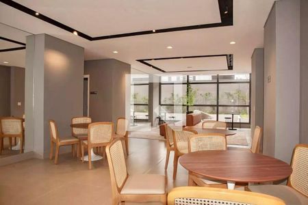 Apartamento para alugar com 29m², 1 quarto e sem vaga Apartamento para alugar com 29m², 1 quarto e sem vagaÁrea comum - Salão de festas