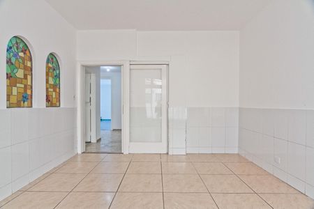 Casa à venda com 350m², 3 quartos e 9 vagas Casa à venda com 350m², 3 quartos e 9 vagasSala