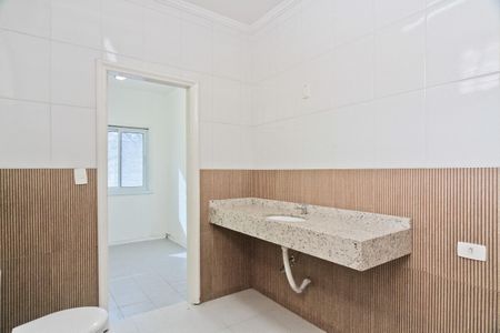 Casa à venda com 350m², 3 quartos e 9 vagas Casa à venda com 350m², 3 quartos e 9 vagasBanheiro da Suíte