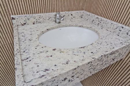 Casa à venda com 350m², 3 quartos e 9 vagas Casa à venda com 350m², 3 quartos e 9 vagasBanheiro