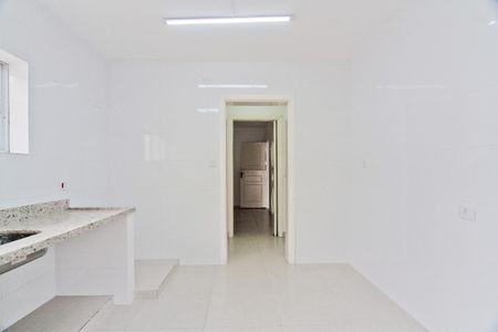 Casa à venda com 350m², 3 quartos e 9 vagas Casa à venda com 350m², 3 quartos e 9 vagasCozinha