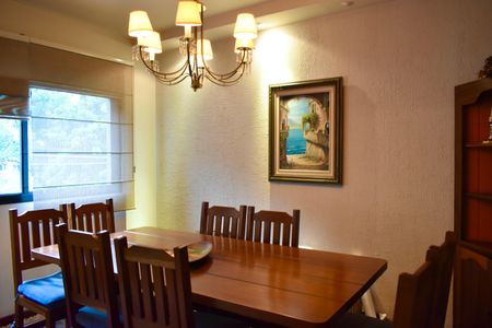 Apartamento à venda com 165m², 3 quartos e 2 vagas Apartamento à venda com 165m², 3 quartos e 2 vagasSala de Jantar