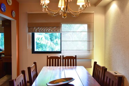 Apartamento à venda com 165m², 3 quartos e 2 vagas Apartamento à venda com 165m², 3 quartos e 2 vagasSala de Jantar