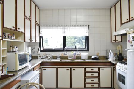 Apartamento à venda com 165m², 3 quartos e 2 vagas Apartamento à venda com 165m², 3 quartos e 2 vagasCozinha