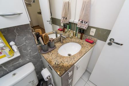 Apartamento à venda com 70m², 2 quartos e 1 vagaBanheiro da Suíte