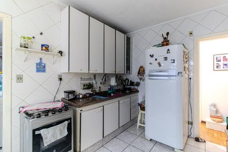 Apartamento à venda com 105m², 2 quartos e 1 vaga Apartamento à venda com 105m², 2 quartos e 1 vagaCozinha
