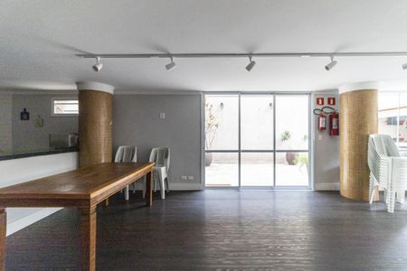 Apartamento à venda com 105m², 2 quartos e 1 vaga Apartamento à venda com 105m², 2 quartos e 1 vagaSalão de Festas